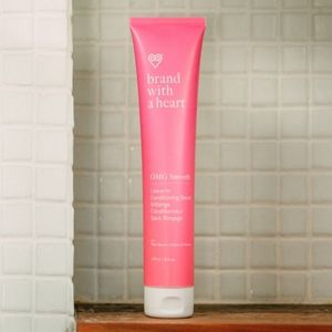 brand with a heart OMG Smooth Leave-In Conditioning Blend